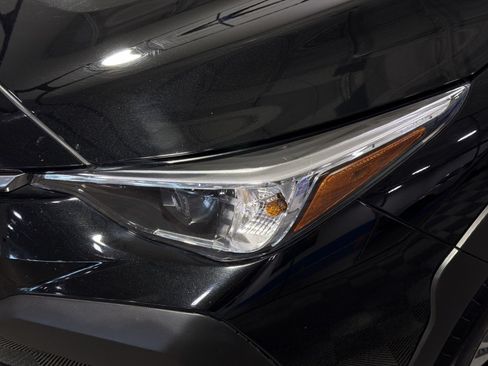 Used 2025 Subaru Crosstrek 2.5i Premium AWD/4WD image 13