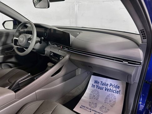 Certified 2024 Hyundai Elantra SEL FWD image 27