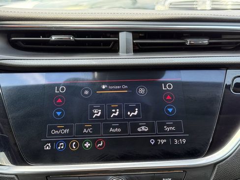 Used 2023 Buick Encore GX Essence FWD image 16