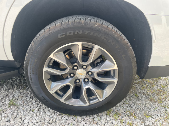 Certified 2025 Chevrolet Tahoe LS AWD/4WD image 16