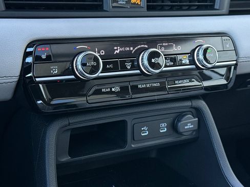 New 2026 Honda Pilot Touring image 26