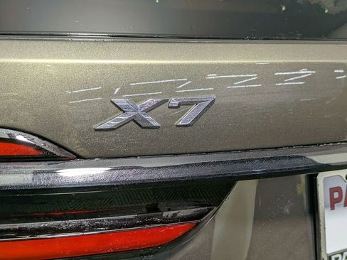 New 2026 BMW X7 xDrive40i image 5