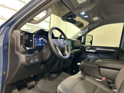 Used 2026 Chevrolet Silverado 2500 LT w/ All Star Edition AWD/4WD image 18