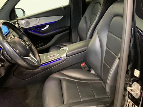 Used 2020 Mercedes-Benz GLC 300 4MATIC Coupe image 17
