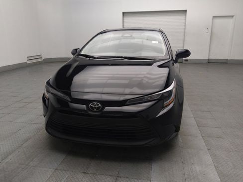 Used 2025 Toyota Corolla LE FWD image 15