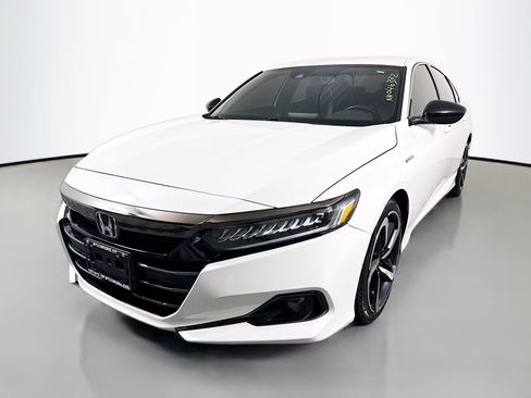 Used 2022 Honda Accord Sport image 3