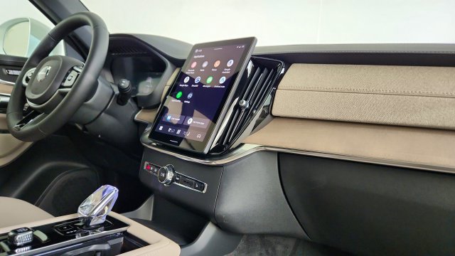 New 2026 Volvo XC90 T8 Plus w/ Protection Package AWD/4WD image 36