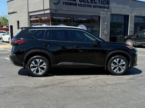 Used 2021 Nissan Rogue SV w/ Premium Package image 19