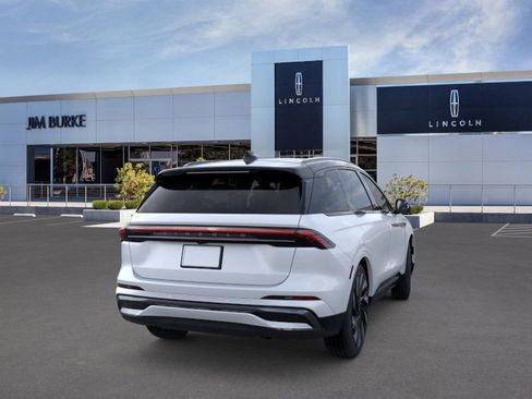 New 2026 Lincoln Nautilus Reserve w/ Jet Appearance Package image 7