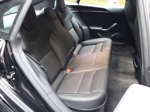 Used 2023 Tesla Model S AWD image 43