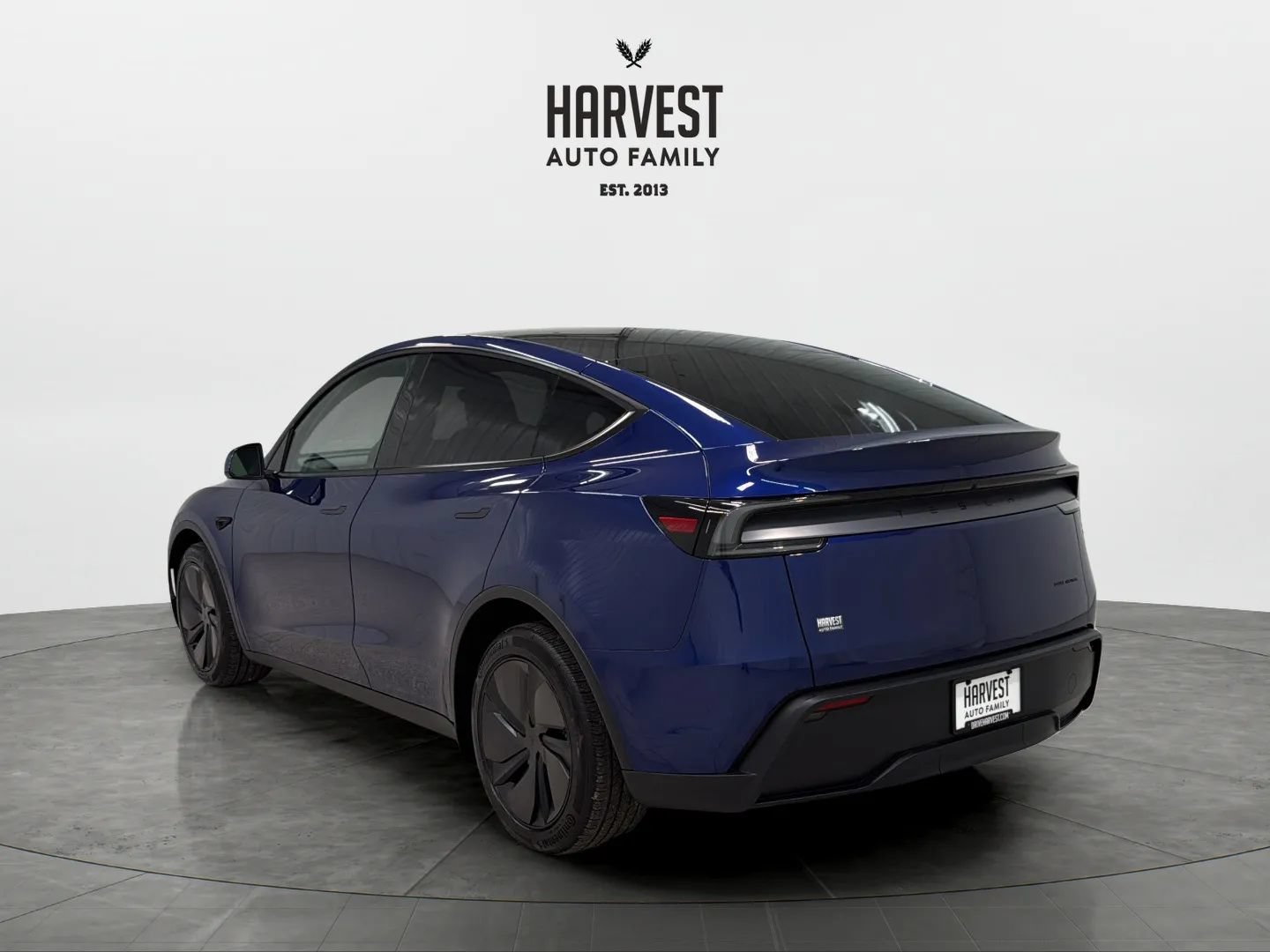 Used 2026 Tesla Model Y AWD image 4