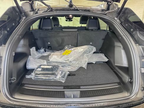 Used 2025 Jeep Wagoneer S Limited image 18