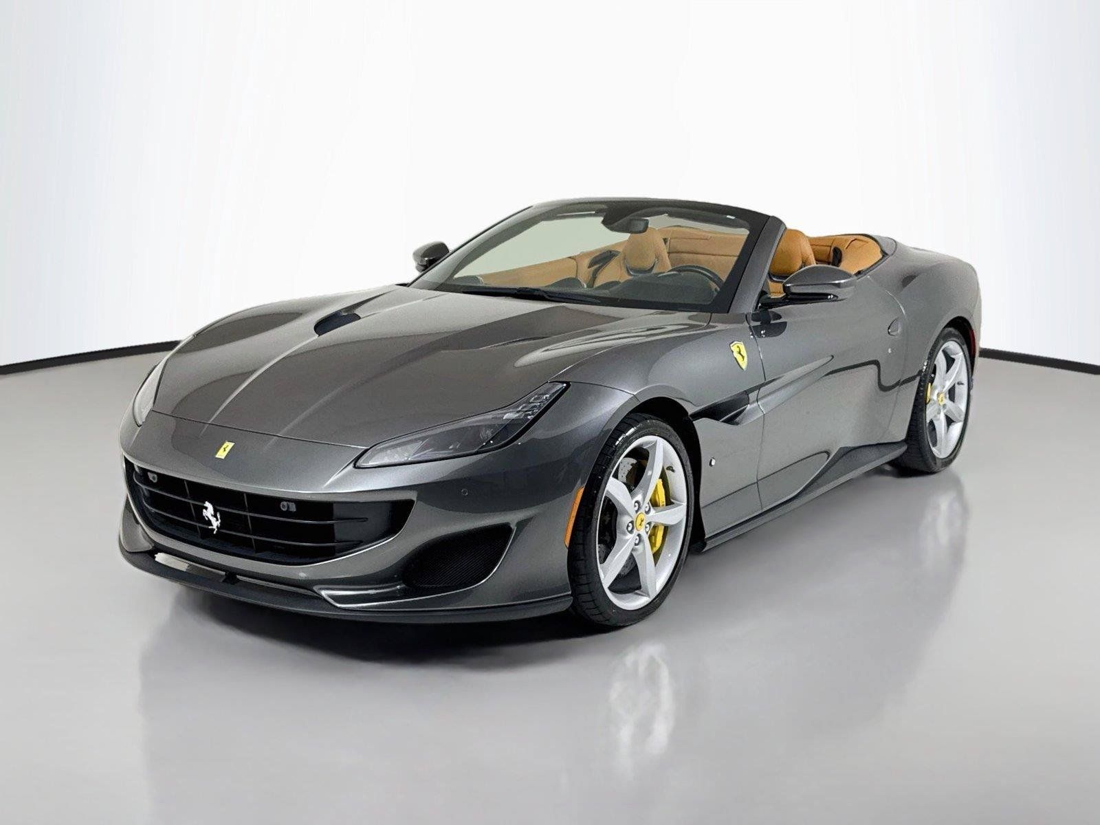 Used 2019 Ferrari Portofino RWD image 10