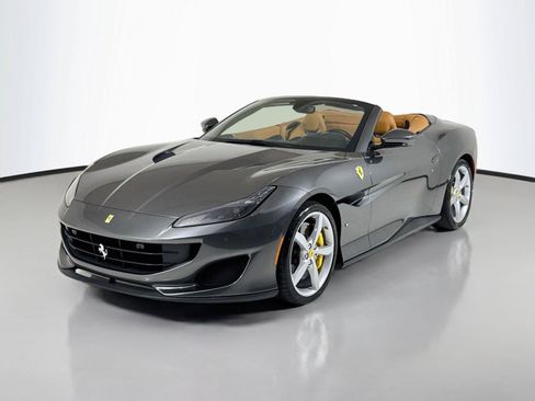 Used 2019 Ferrari Portofino RWD image 10