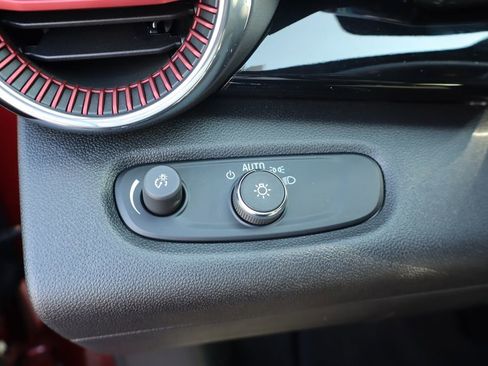 Used 2024 Chevrolet Trax RS w/ Driver Confidence Package image 12