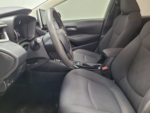Used 2020 Toyota Corolla LE w/ Carpet Mat Package (TMS) FWD image 17