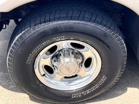 Used 2001 Ford Excursion Limited image 36