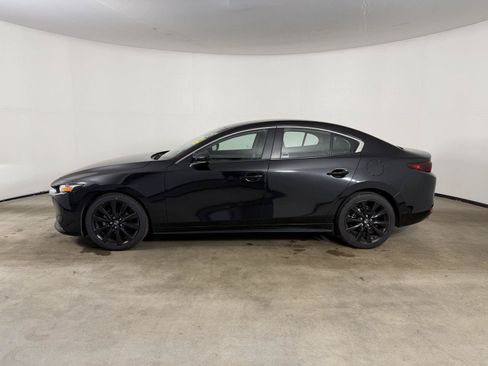 Used 2024 MAZDA MAZDA3 s FWD image 11