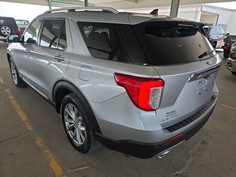 Used 2021 Ford Explorer Limited w/ Equipment Group 301A image 7