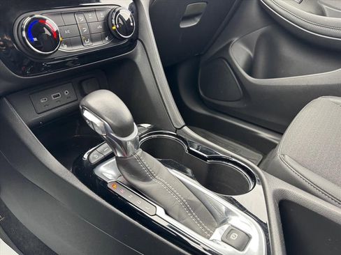 Used 2020 Buick Encore GX Preferred w/ Cold Weather Comfort Package image 20