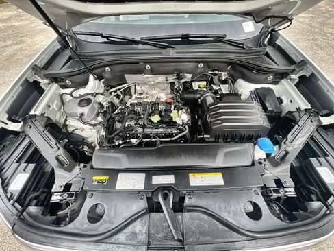 Used 2024 Volkswagen Atlas SE image 29