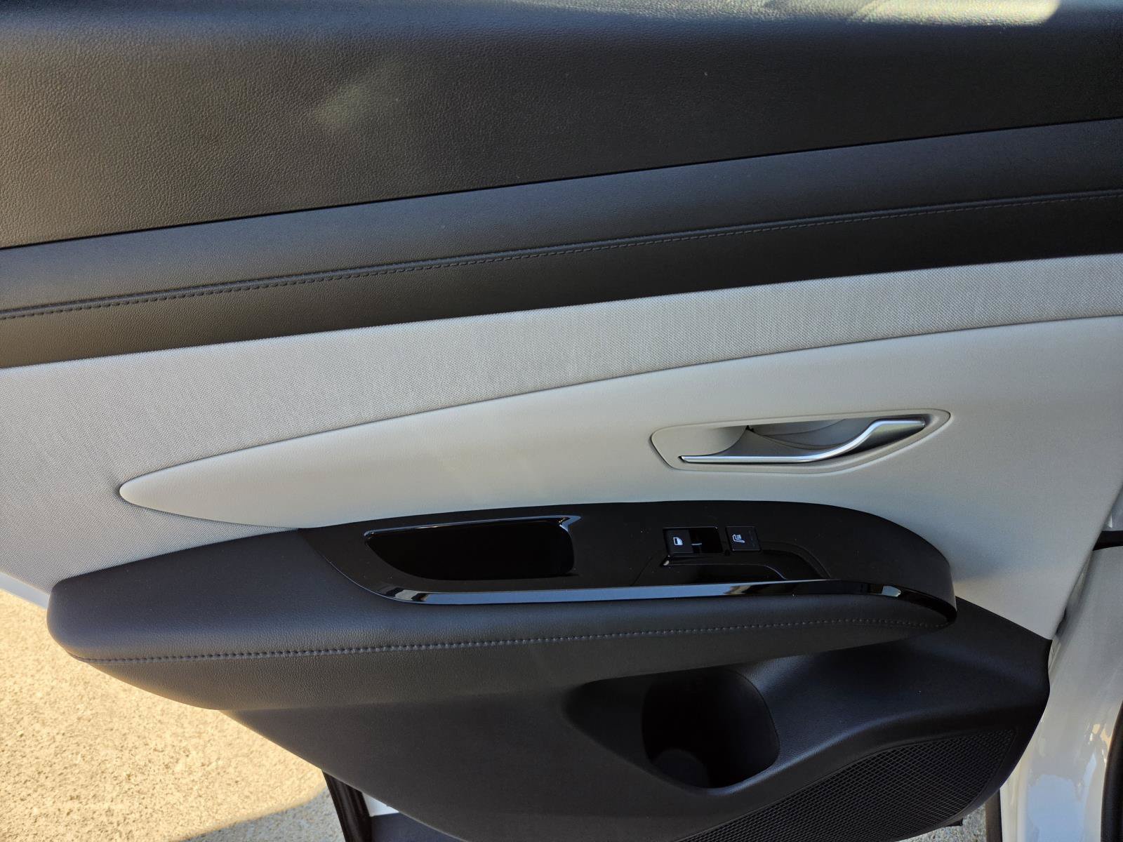 New 2026 Hyundai Tucson Limited FWD image 11