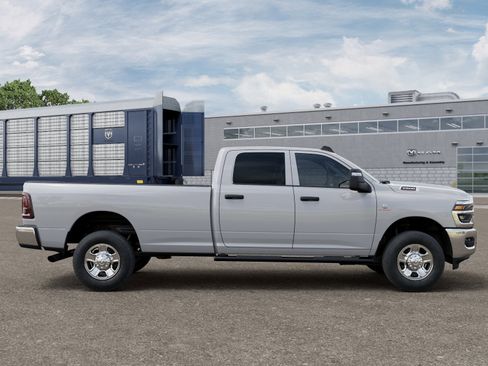 New 2026 RAM 2500 Tradesman AWD/4WD image 42