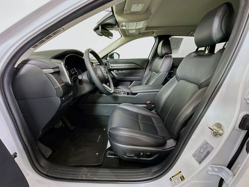 Used 2025 MAZDA CX-50 2.5 Hybrid w/ Premium Plus Pkg image 13