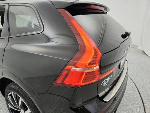 Used 2024 Volvo XC60 B5 Plus w/ Protection Package Premier AWD/4WD image 15