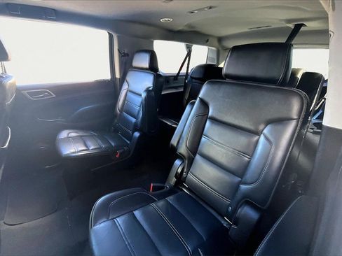 Used 2020 GMC Yukon XL Denali image 21