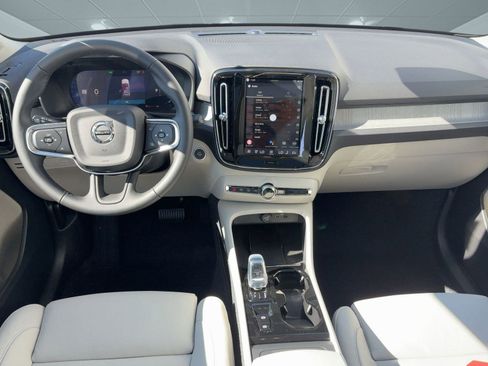 New 2026 Volvo XC40 B5 Plus w/ Protection Package Premier image 22