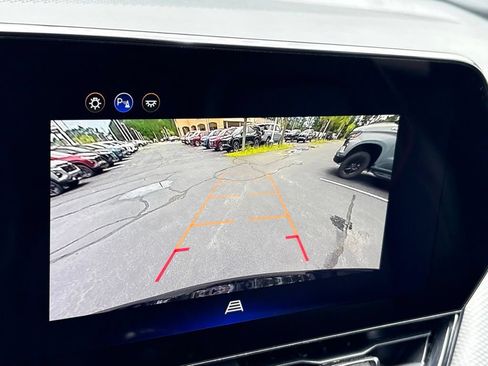 Used 2025 Chevrolet Equinox RS w/ Convenience Package III FWD image 18
