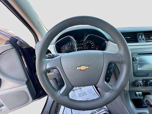 Used 2017 Chevrolet Traverse LS FWD image 14