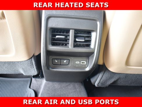 Used 2024 Cadillac XT4 Luxury w/ Cold Weather Package image 24