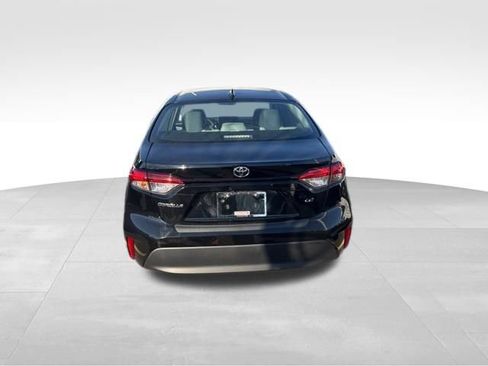 Used 2024 Toyota Corolla LE image 5