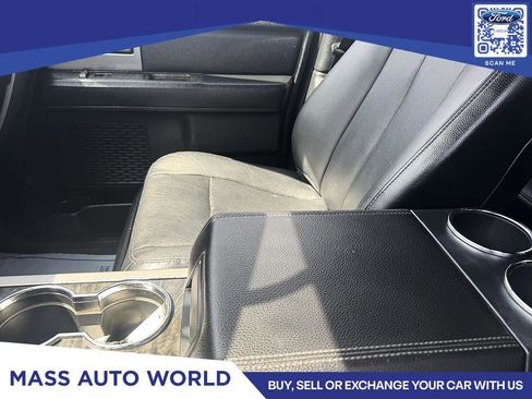 Used 2017 Ford Expedition Limited AWD/4WD image 8
