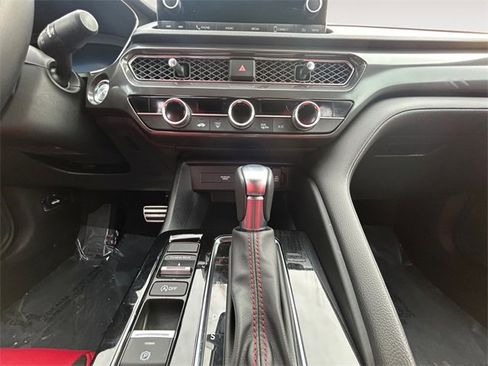 Used 2025 Acura Integra A-Spec image 11