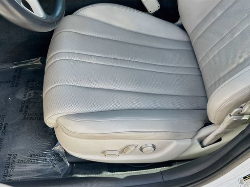 Used 2021 Genesis G80 2.5T AWD/4WD image 19