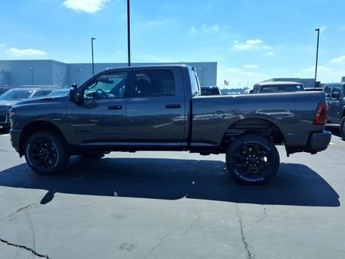 New 2026 RAM 2500 Big Horn AWD/4WD image 3