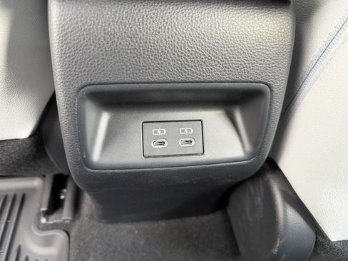Used 2025 Toyota Corolla XSE FWD image 27