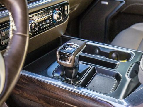 Used 2024 GMC Sierra 1500 SLT w/ SLT Convenience Package image 28