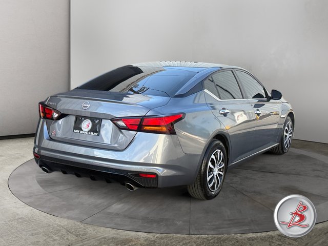 Used 2024 Nissan Altima 2.5 S FWD image 7