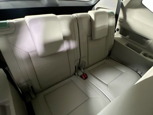 Used 2022 Volkswagen Atlas SE image 24