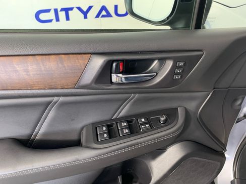 Used 2019 Subaru Outback 2.5i Limited AWD/4WD image 15
