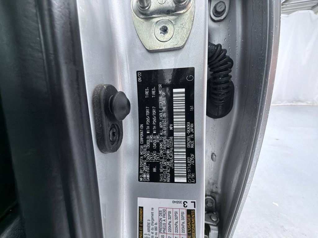 Certified 2023 Toyota 4Runner SR5 Premium w/ Moonroof Package AWD/4WD image 28