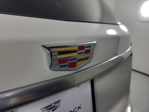 Certified 2024 Cadillac XT6 Premium Luxury w/ LPO, Floor Liner Package AWD/4WD image 6