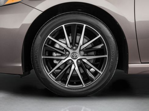 Used 2023 Toyota Camry SE w/ Audio Upgrade Package FWD image 44