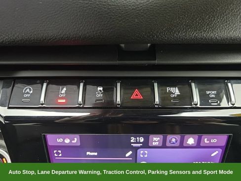 Used 2025 Jeep Grand Cherokee Altitude AWD/4WD image 32