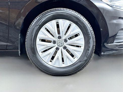 Used 2019 Volkswagen Jetta S w/ Driver Assistance Package FWD image 39