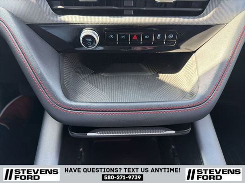 Used 2025 Ford Explorer ST-Line image 27